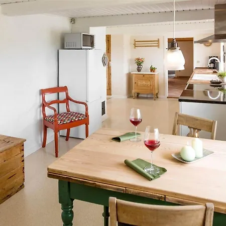 0002-romo-juvrevej-89 Nyaraló